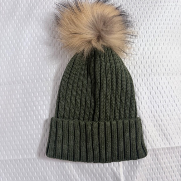 MONCLER WOMEN'S OLIVE GREEN RIBBED KNIT BEANIE W/ POM POM -SAME DAY SHIP - Picture 3 of 5